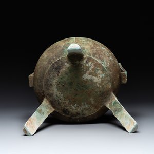 A Chinese archaic bronze tripod food vessel, 'ding 鼎', Eastern Han — 照片 6