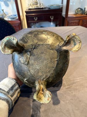 A Chinese archaic bronze tripod food vessel, 'ding 鼎', Han — foto 12