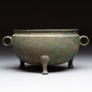 A Chinese archaic bronze tripod food vessel, 'dun 敦', Eastern Zhou — 照片 2