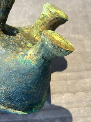 A Chinese archaic bronze tripod food vessel, 'li 鬲', late Western Zhou/early Eastern Zhou — foto 11
