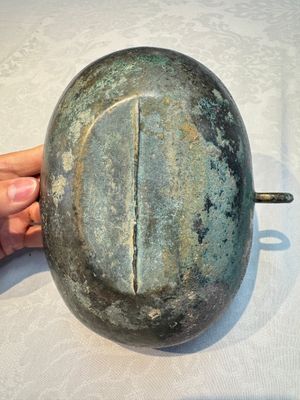 A Chinese archaic bronze two-handled cup with 'Leiwen' design, late Spring and Autumn period — foto 7