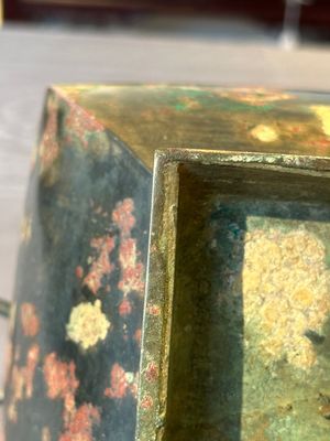 A Chinese archaic bronze vase with 'Taotie' handles, 'fang hu 方壺', Han — photo 17