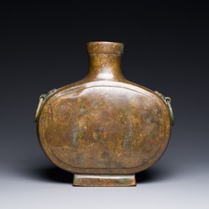 A Chinese archaic bronze vessel, 'Bianhu', Han — 照片 4