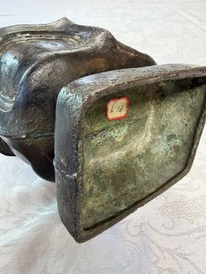A Chinese archaic bronze wine vessel, 'Hu 壺', Ming — foto 17