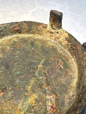 A Chinese archaic ritual tripod food vessel with Taotie design, 'Gui 簋', Western Zhou — photo 12