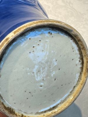 A Chinese archaistic blue-glazed vase with relief design, 20th C. — photo 10
