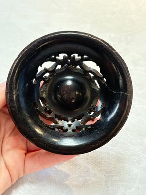 A Chinese archaistic bronze censer with a wooden cover, Xuande mark, 19th C. — foto 11