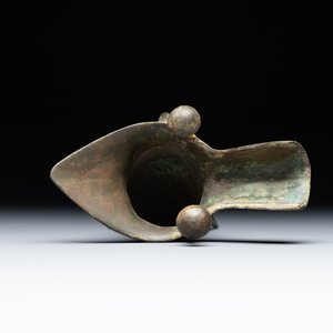 A Chinese archaistic bronze ritual wine vessel, 'jue 爵', Song — foto 5
