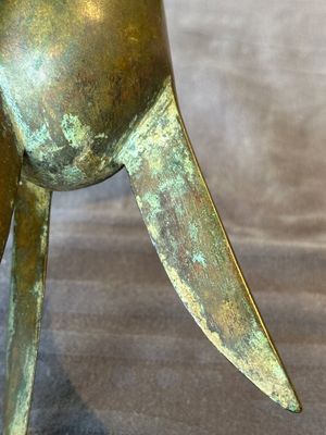 A Chinese archaistic bronze ritual wine vessel, 'jue 爵', Song — photo 9
