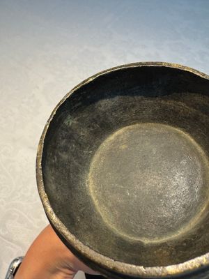 A Chinese archaistic bronze vase with Chilong design, 'Gu 觚', Ming — photo 11