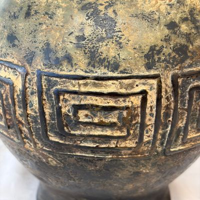 A Chinese archaistic bronze vase with taotie handles — photo 8