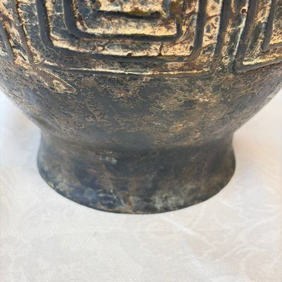 A Chinese archaistic bronze vase with taotie handles — photo 10