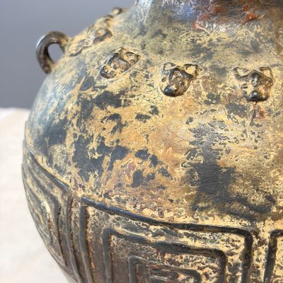 A Chinese archaistic bronze vase with taotie handles — photo 12