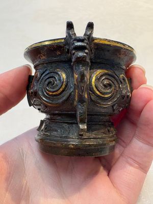 A Chinese archaistic gold and silver-inlaid bronze miniature censer, Ming — photo 2