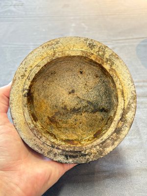 A Chinese archaistic jade vase and cover, 20th C. — 照片 9