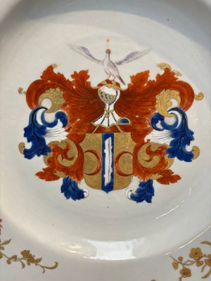 A Chinese armorial dish with the arms of Valckenier of Amsterdam for the Dutch market, Qianlong, ca. 1735–40 — photo 2