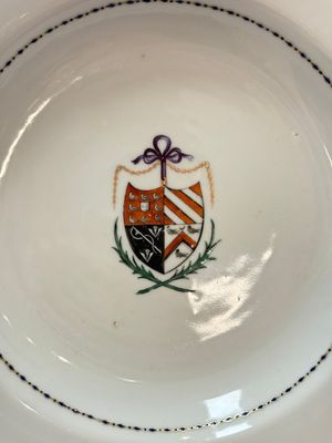 A Chinese armorial plate with the arms of Chadwick quartering Malvesyn, Carden and Bagot, Qianlong, dated 24 Jan. 1791 — photo 2