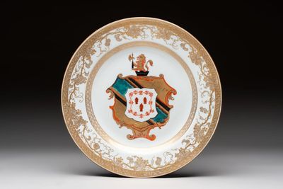A Chinese armorial plate with the arms of Hanbury with Comyn in pretence, Yongzheng, ca. 1735