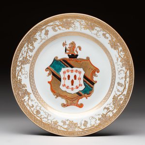 A Chinese armorial plate with the arms of Hanbury with Comyn in pretence, Yongzheng, ca. 1735 — foto 1