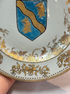 A Chinese armorial plate with the arms of West for the English market, Yongzheng, ca. 1733 — photo 4