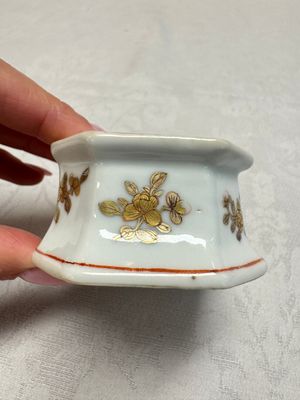 A Chinese armorial salt with the arms of Valckenier of Amsterdam for the Dutch market, Qianlong, ca. 1735–40 — photo 8