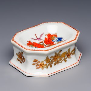 A Chinese armorial salt with the arms of Valckenier of Amsterdam for the Dutch market, Qianlong, ca. 1735–40 — photo 2