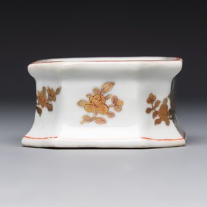 A Chinese armorial salt with the arms of Valckenier of Amsterdam for the Dutch market, Qianlong, ca. 1735–40 — photo 6