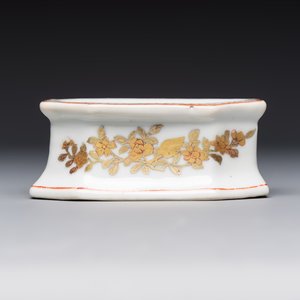 A Chinese armorial salt with the arms of Valckenier of Amsterdam for the Dutch market, Qianlong, ca. 1735–40 — photo 7
