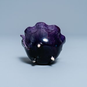 A Chinese aubergine- and turquoise-glazed 'lotus' trick cup, Kangxi — 照片 7