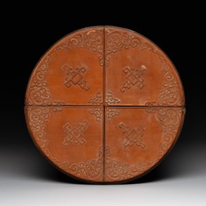 A Chinese bamboo veneered wooden cabinet of curiosities with flower scroll design, 18/19th C. — photo 8