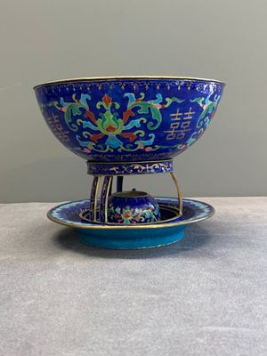 A Chinese Beijing enamel 'double happiness 囍' warming bowl set, Qianlong/Jiaqing — 照片 2