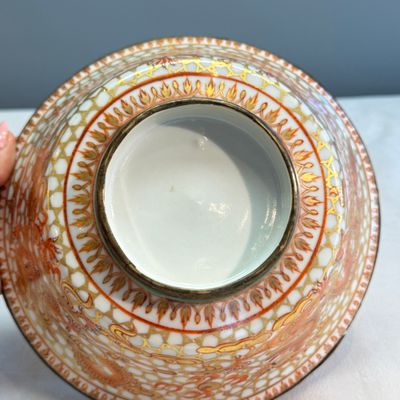 A Chinese Bencharong 'Dragons' bowl and cover for the Thai market — photo 15