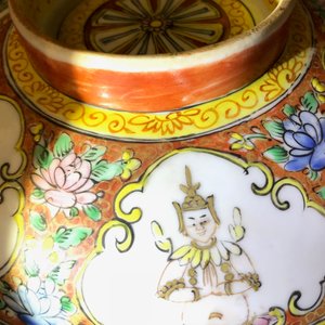 A Chinese Bencharong-style bowl and cover for the Thai market, 19th C. — photo 10