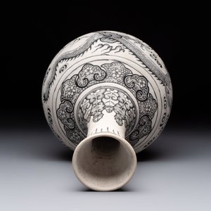 A Chinese black-enamelled biscuit 'Dragon' vase, Kangxi mark, 19th C. — photo 5