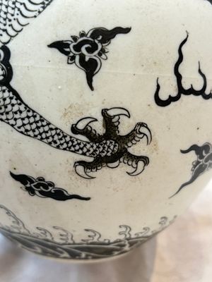 A Chinese black-enamelled  biscuit 'dragon' vase, Qianlong mark, 19th C. — photo 10