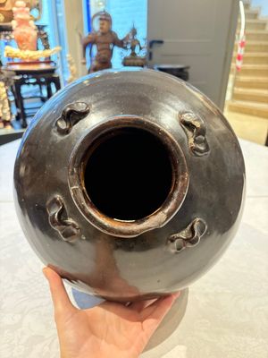 A Chinese black-glazed jar and a brown-glazed jar, Ming/Qing — 照片 5