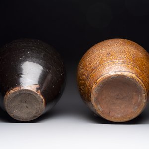 A Chinese black-glazed jar and a brown-glazed jar, Ming/Qing — 照片 6
