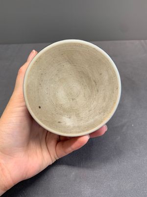 A Chinese black-glazed reverse-decorated 'poem' brush pot, 19th C. — photo 7
