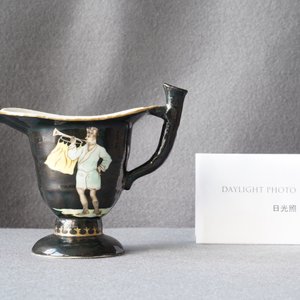 A Chinese black-ground trumpeter ewer after Pronk, Qianlong — photo 9