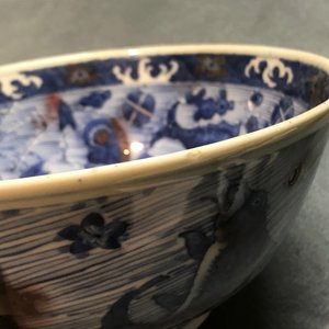 A Chinese blue and underglaze red bowl with carps and marine animals, Xuande mark, Kangxi — photo 11