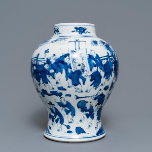 A Chinese blue and white '100 boys' baluster vase, Kangxi — 照片 1