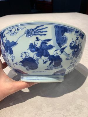 A Chinese blue and white '100 boys' bowl, Fu Lu Shou seal mark, Yongzheng — foto 5