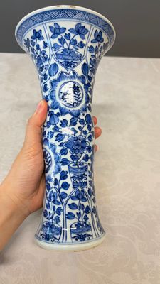 A Chinese blue and white five-piece garniture with floral design — photo 5
