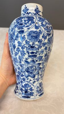 A Chinese blue and white five-piece garniture with floral design — photo 21