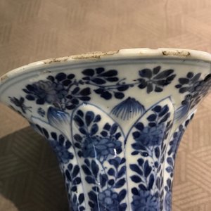 A Chinese blue and white 5-piece garniture, Kangxi — photo 17