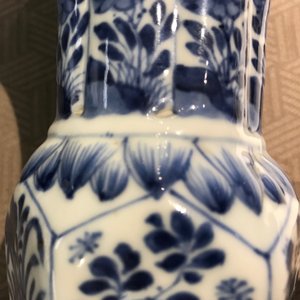 A Chinese blue and white 5-piece garniture, Kangxi — photo 19