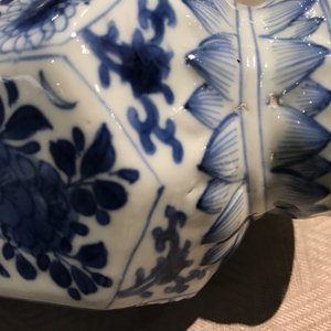 A Chinese blue and white 5-piece garniture, Kangxi — photo 41