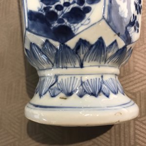 A Chinese blue and white 5-piece garniture, Kangxi — photo 44