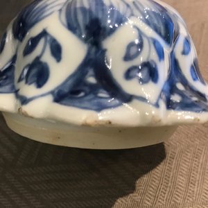 A Chinese blue and white 5-piece garniture, Kangxi — photo 8