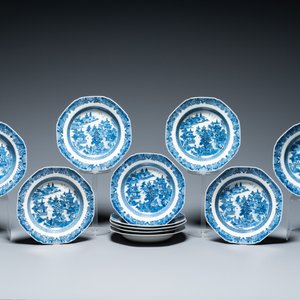 A Chinese blue and white 53-piece service, Qianlong — 照片 12
